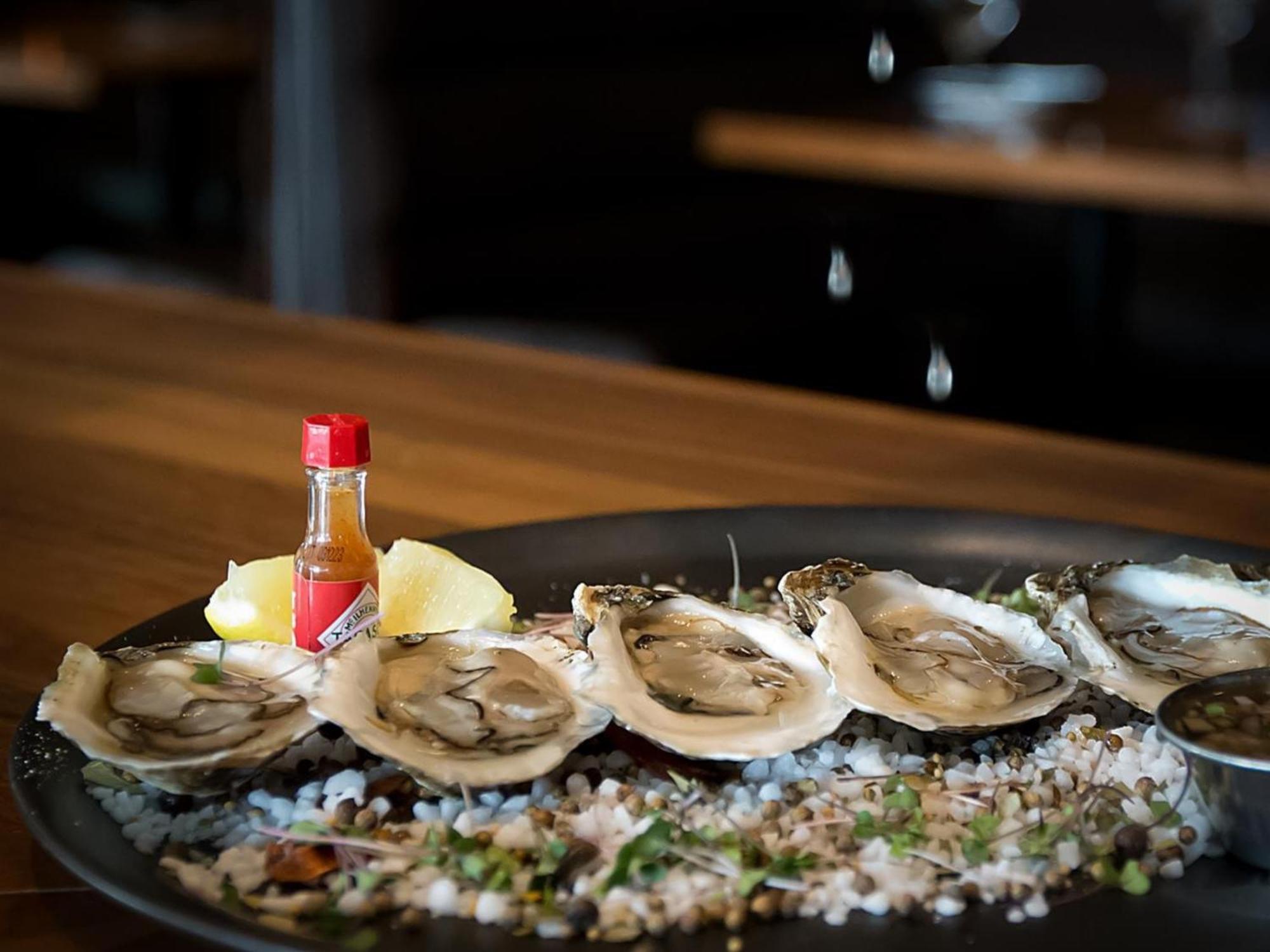 Otl Gouverneur Сагне Екстер'єр фото Oysters on the half shell