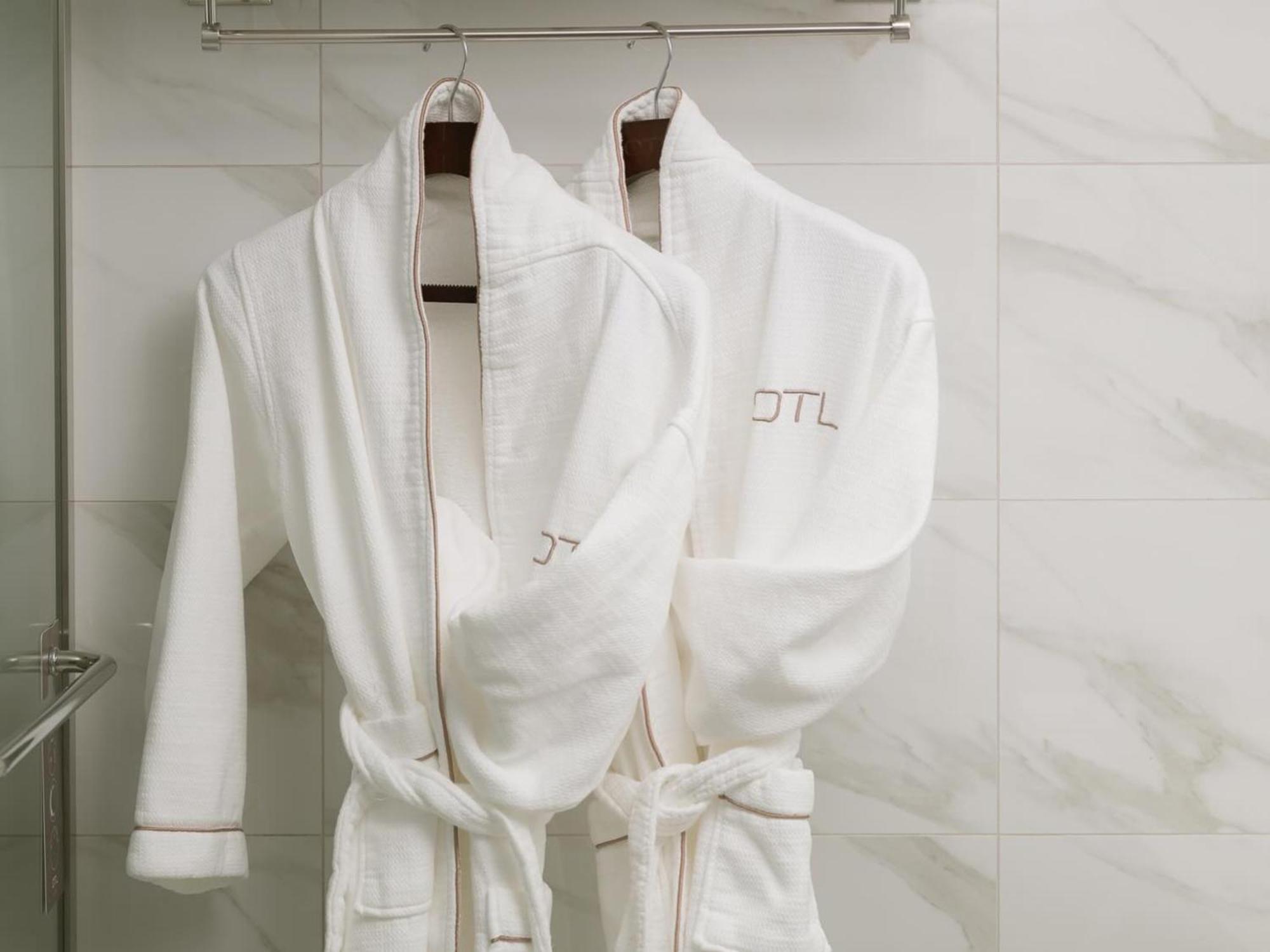 Otl Gouverneur Сагне Екстер'єр фото Bathrobes